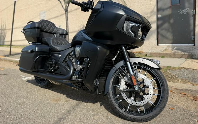 2026 Indian Pursuit® Dark Horse®