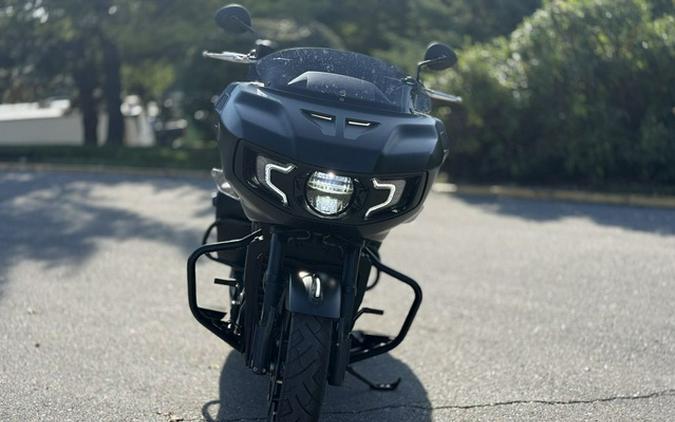 2023 Indian Challenger Dark Horse Black Smoke