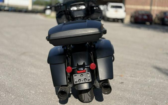 2023 Indian Challenger Dark Horse Black Smoke
