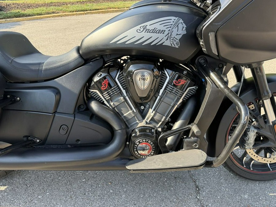 2023 Indian Challenger Dark Horse Black Smoke
