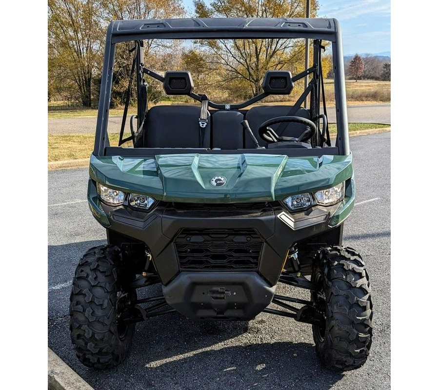 2024 Can-Am® Defender DPS HD7 Tundra Green