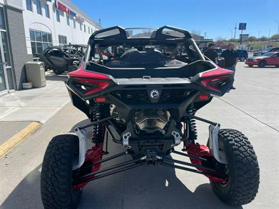 2024 Can-Am Maverick R X