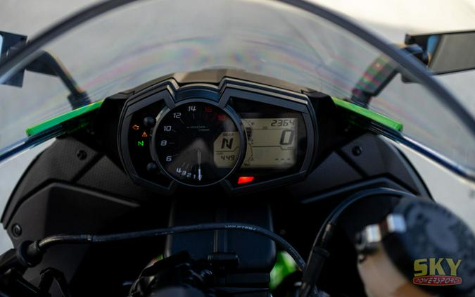 2023 Kawasaki Ninja ZX-6R KRT Edition