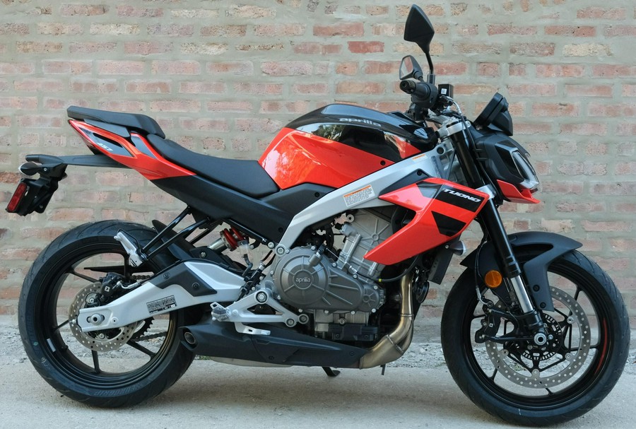 2026 Aprilia Tuono 457