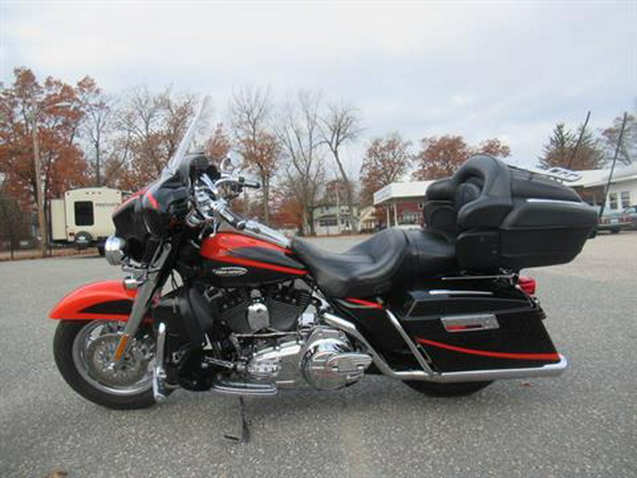 2007 Harley-Davidson CVO™ Screamin' Eagle® Ultra Classic® Electra Glide®