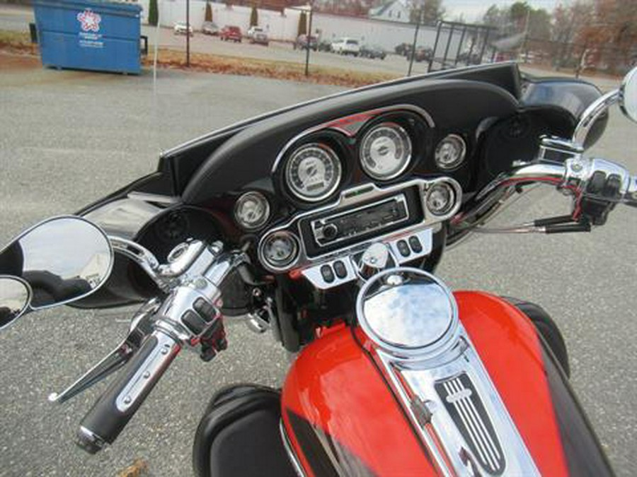 2007 Harley-Davidson CVO™ Screamin' Eagle® Ultra Classic® Electra Glide®