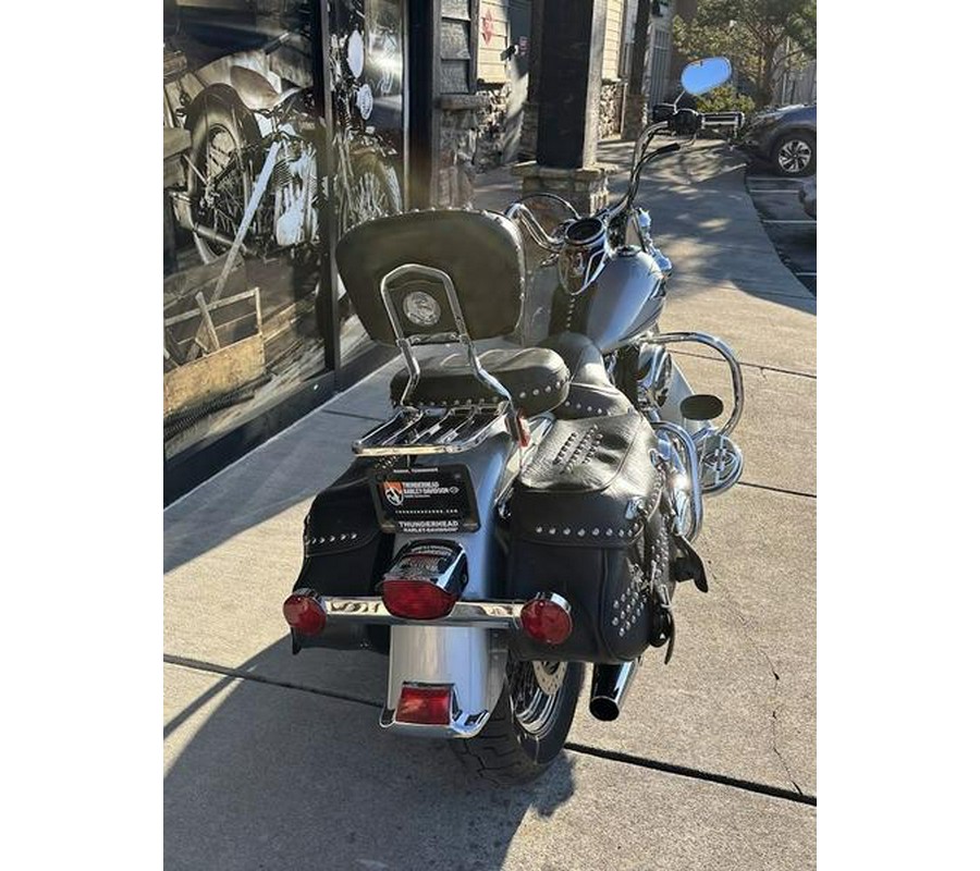 2011 Harley-Davidson® FLSTC - Heritage Softail® Classic