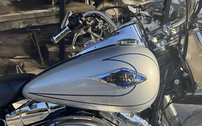 2011 Harley-Davidson® FLSTC - Heritage Softail® Classic
