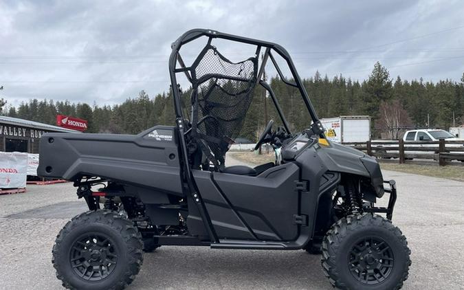 2026 Honda Pioneer 700 Deluxe