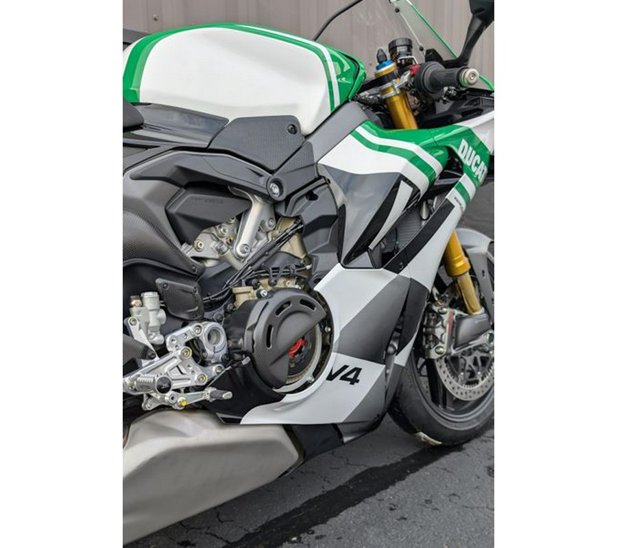 New 2025 Ducati Panigale V4 Tricolore