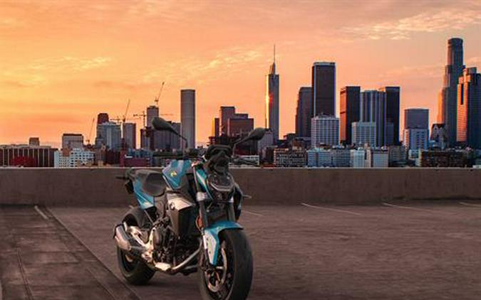 2025 BMW F 900 R