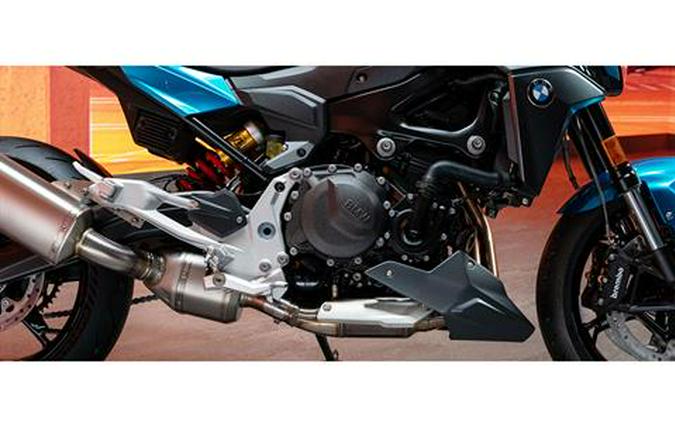 2025 BMW F 900 R