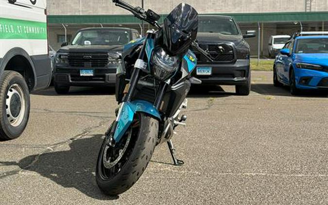 2025 BMW F 900 R
