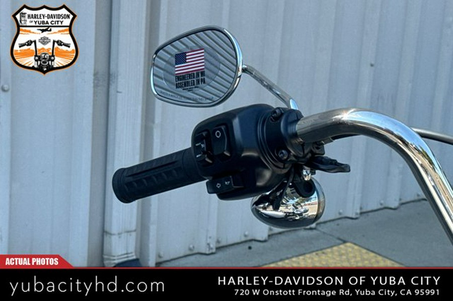 Harley-Davidson Super Glide FXD