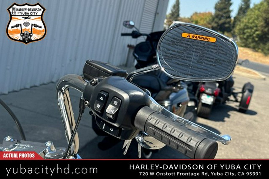Harley-Davidson Super Glide FXD