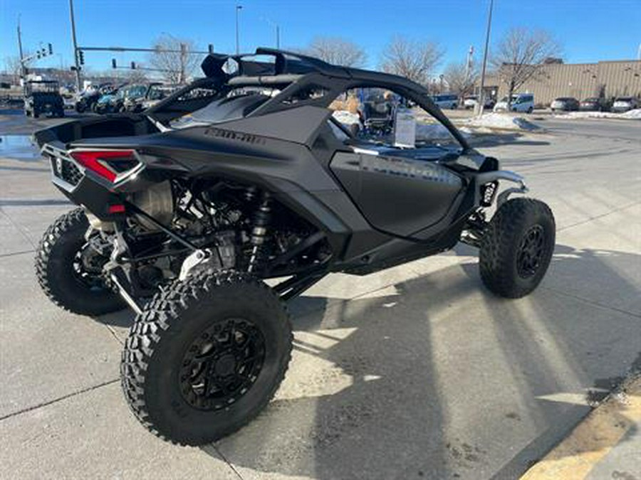 2024 Can-Am Maverick R X RS