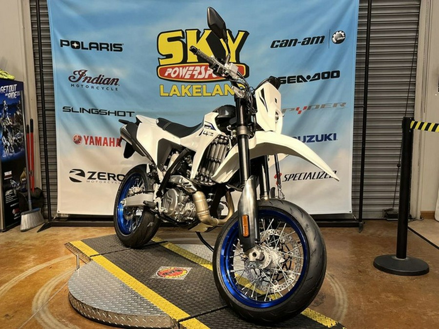 2025 Suzuki DR-Z 4SM