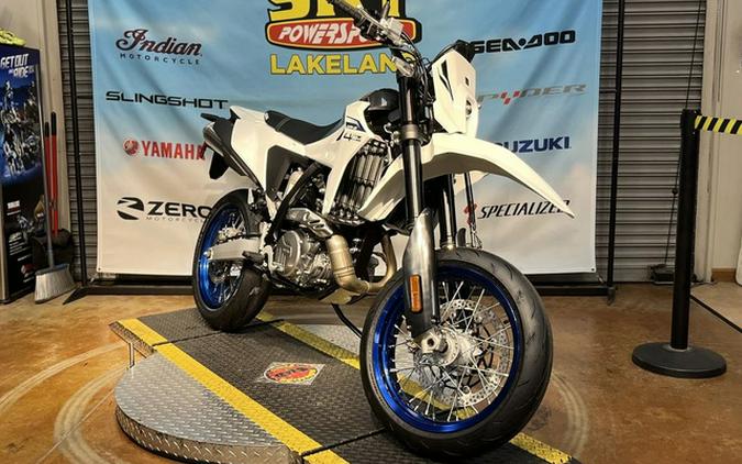 2025 Suzuki DR-Z 4SM