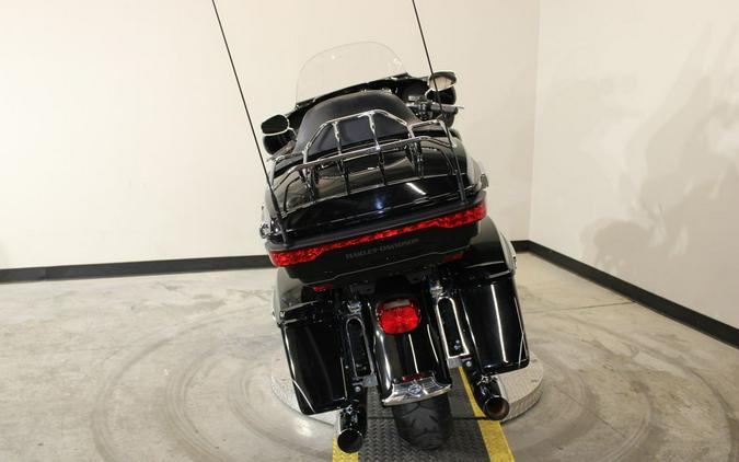 2016 Harley-Davidson® FLHTK - Ultra Limited