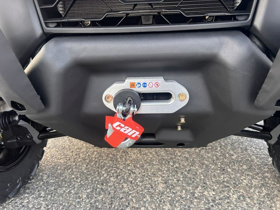 2026 Can-Am Defender XT HD9 Dark Wildland Camo