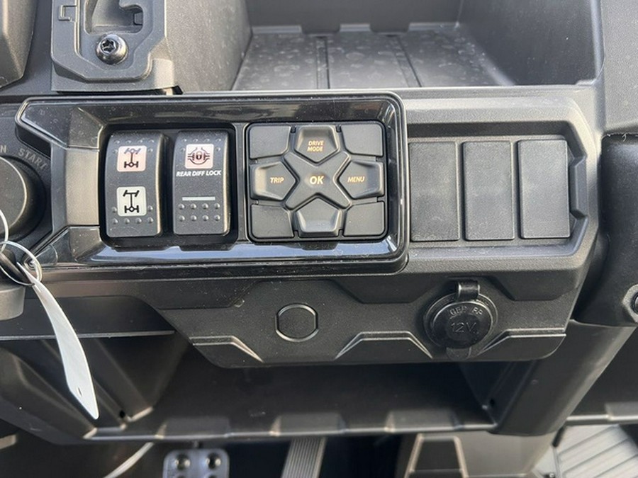 2026 Can-Am Defender XT HD9 Dark Wildland Camo