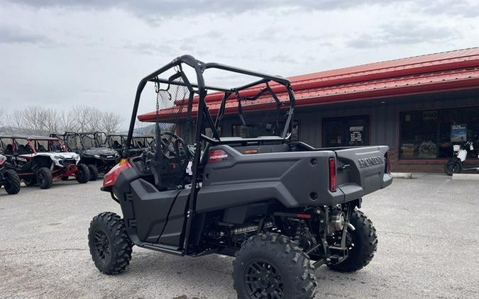 2026 Honda Pioneer 700 Deluxe