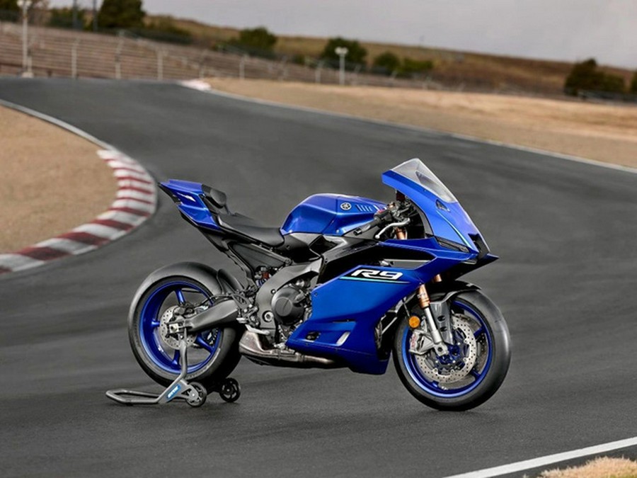 2027 Yamaha YZF R9