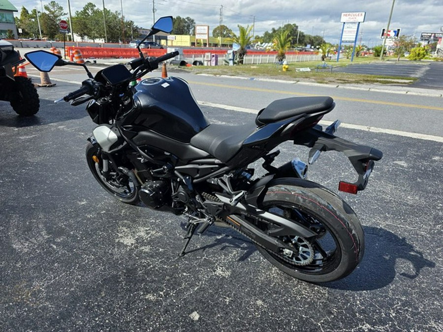 2025 Kawasaki Z900 ABS