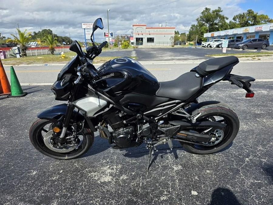 2025 Kawasaki Z900 ABS