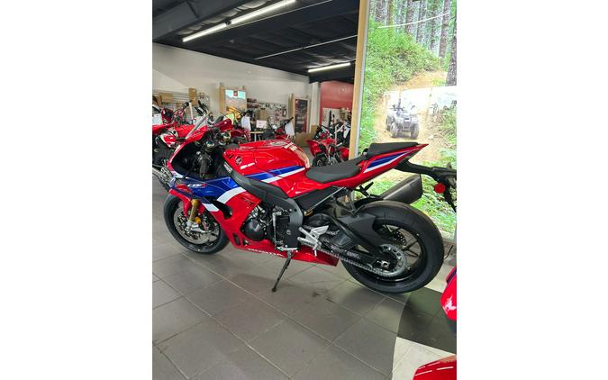 2026 Honda CBR1000RR-R FIREBLADE Fireblade SP