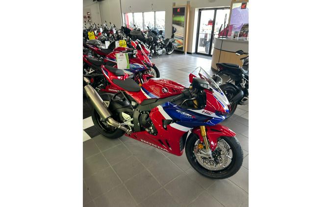 2026 Honda CBR1000RR-R FIREBLADE Fireblade SP