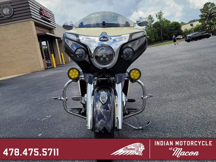 2019 Indian Motorcycle® Chieftain® Classic Thunder Black / Ivory Cream