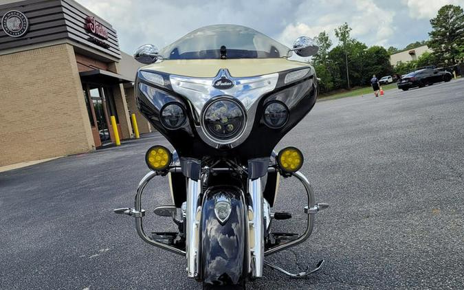 2019 Indian Motorcycle® Chieftain® Classic Thunder Black / Ivory Cream