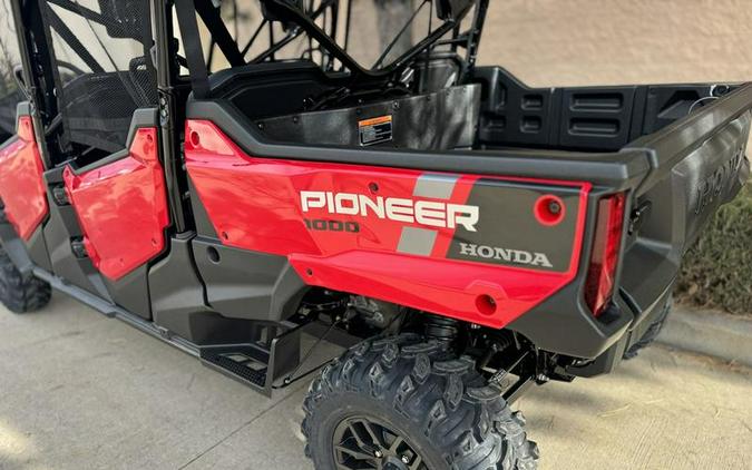 2024 Honda® Pioneer 1000-6 Deluxe Crew