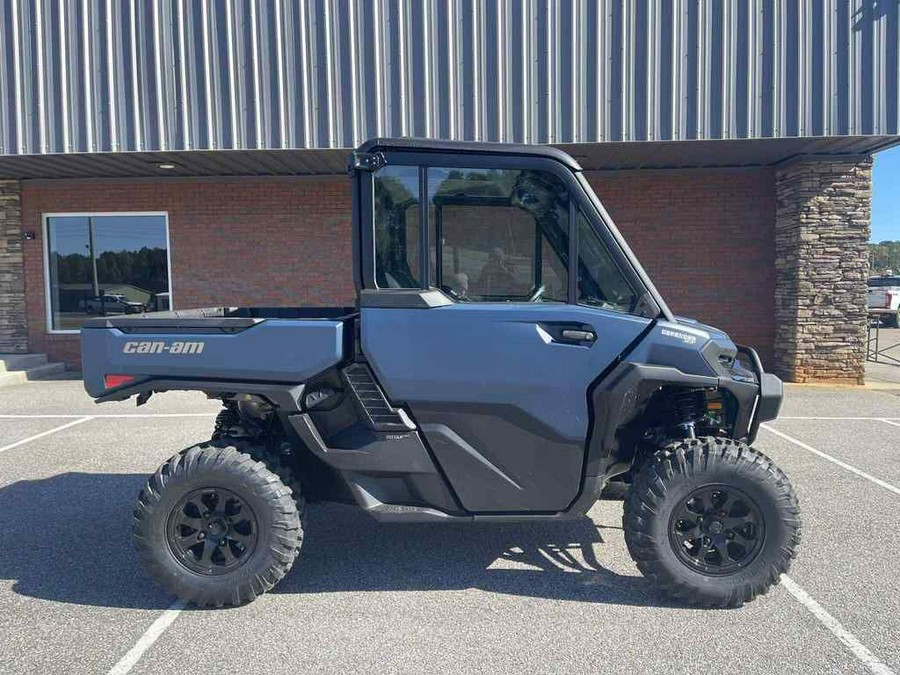 2026 Can-Am® Defender XT CAB HD11