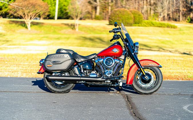 2026 Harley-Davidson® FLHC - Heritage Classic
