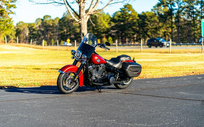 2026 Harley-Davidson® FLHC - Heritage Classic