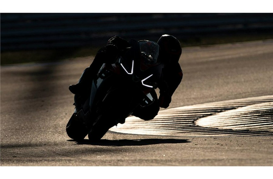 2021 Aprilia RSV4 FACTORY