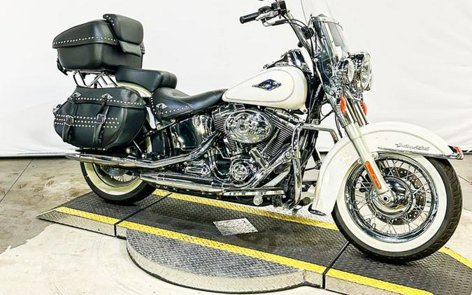 2014 Harley-Davidson® FLSTC - Heritage Softail® Classic