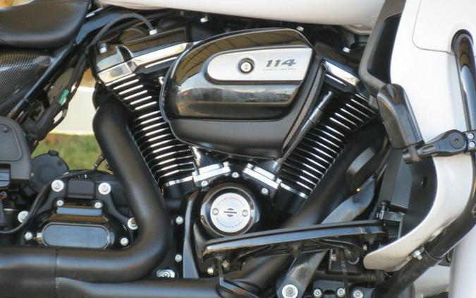 2024 Harley-Davidson FLHTK - Ultra Limited