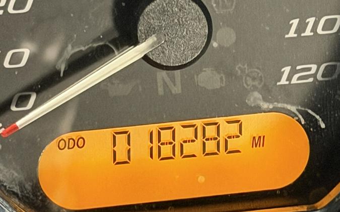 2020 Harley-Davidson® Road Glide® Special FLTRXS EAGLE EYE YELLOW