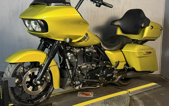 2020 Harley-Davidson® Road Glide® Special FLTRXS EAGLE EYE YELLOW