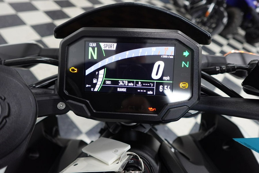 2022 Kawasaki Z900 ABS