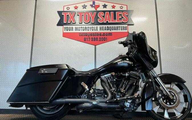 2013 Harley-Davidson Street Glide Base