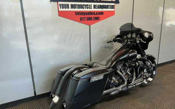 2013 Harley-Davidson Street Glide Base