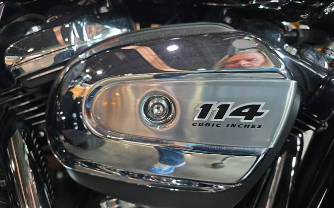 2022 Harley-Davidson® Tri Glide® Ultra FLHTCUTG