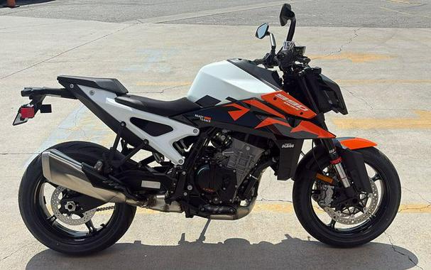 2027 KTM 990DUKE Inventory