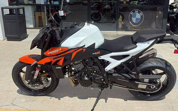 2027 KTM 990DUKE Inventory