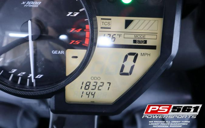 2014 Yamaha Motor Corp., USA YZF-R1