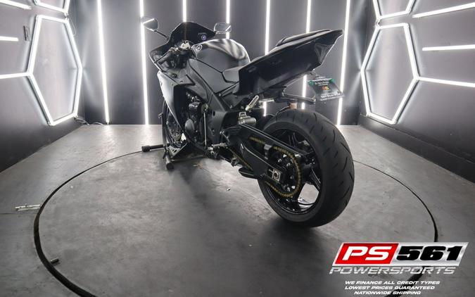 2014 Yamaha Motor Corp., USA YZF-R1